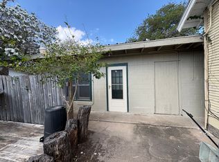421 W Richard Ave, Kingsville, TX 78363