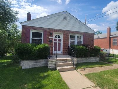 659 Ellwine Dr, Saint Louis, MO, 63125