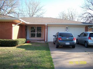 614 Goodyear St, Irving, TX 75062
