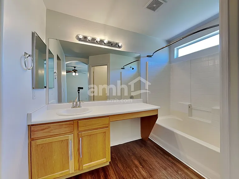 2653 S 89th Dr — Photo 11