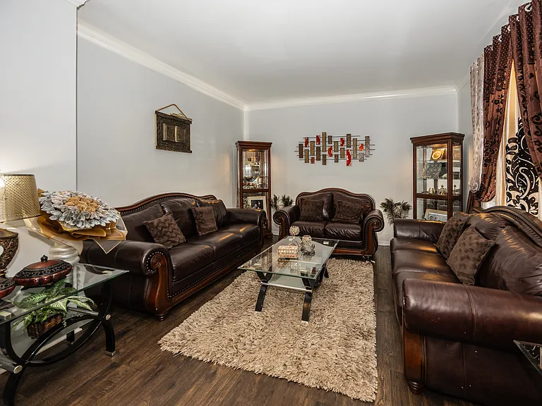 5889 Pebblestream Dr — Photo 7