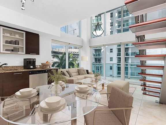 4th image of 41 SE 5th Street #417