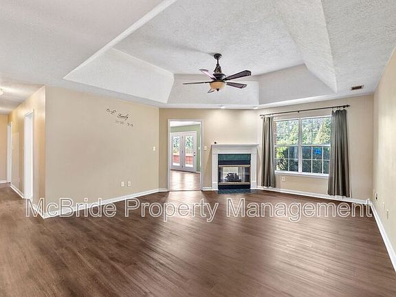 5th image of 928 Hunting Horn Way W