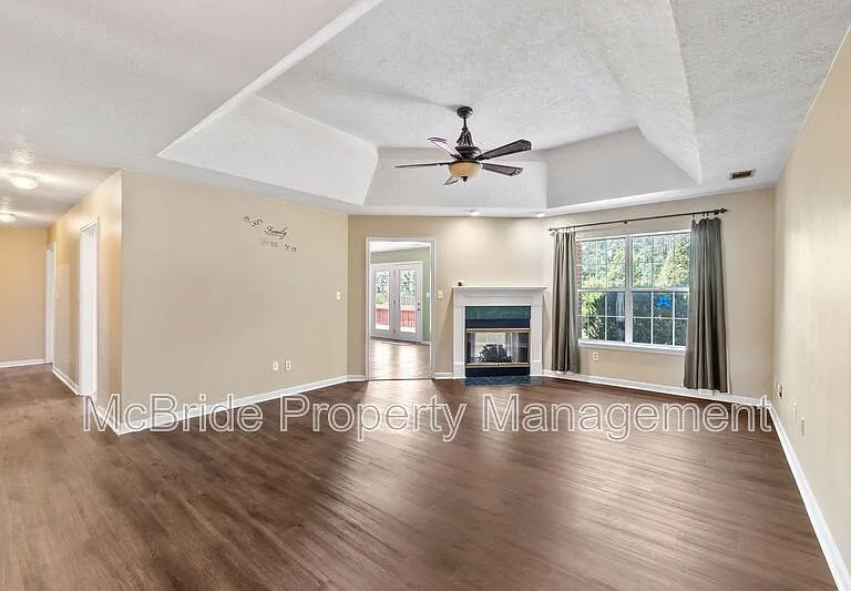 928 Hunting Horn Way W — Photo 5