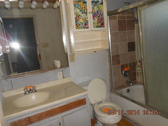 4th image of 3023 Summerdale Ave