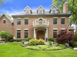 918 S Bodin St, Hinsdale, IL