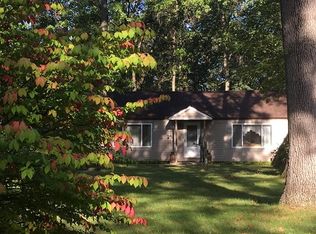 301 N Hilton Park Rd APT B, Muskegon, MI 49442