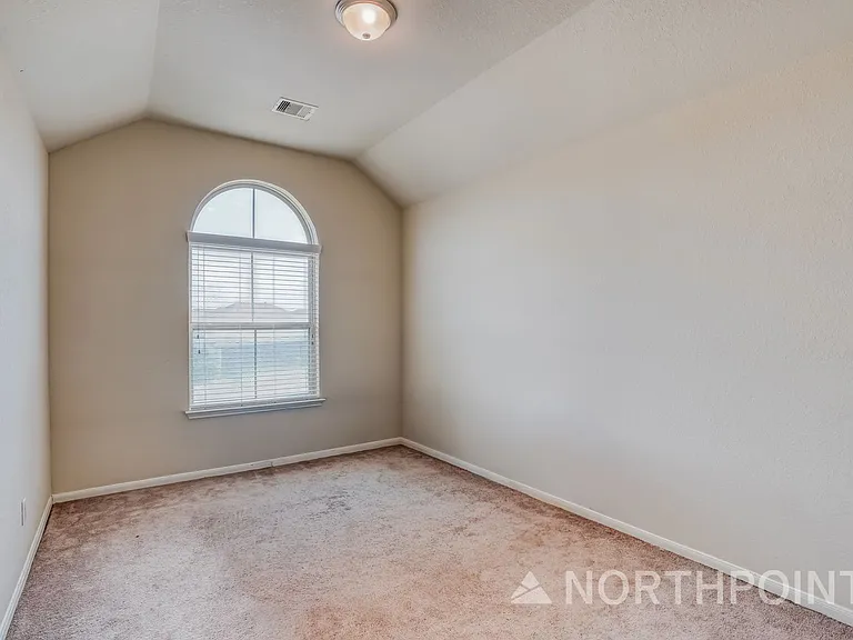 4031 Guild Meadows Dr — Photo 9