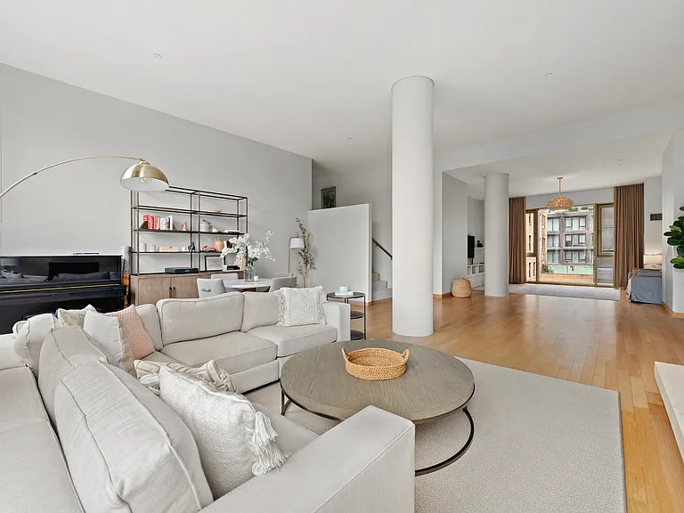 50 Gramercy Park N #8AB — Photo 3