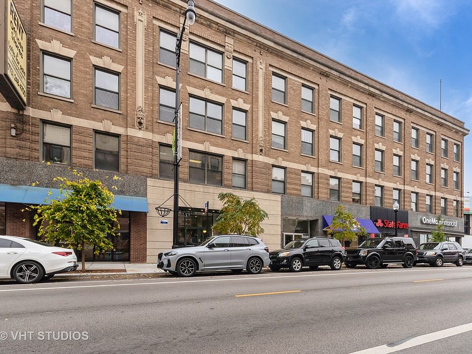 1st image of 3160 N Lincoln Ave Unit 308