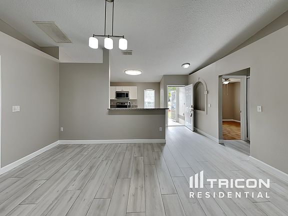 3rd image of 1436 Crane Creek Blvd