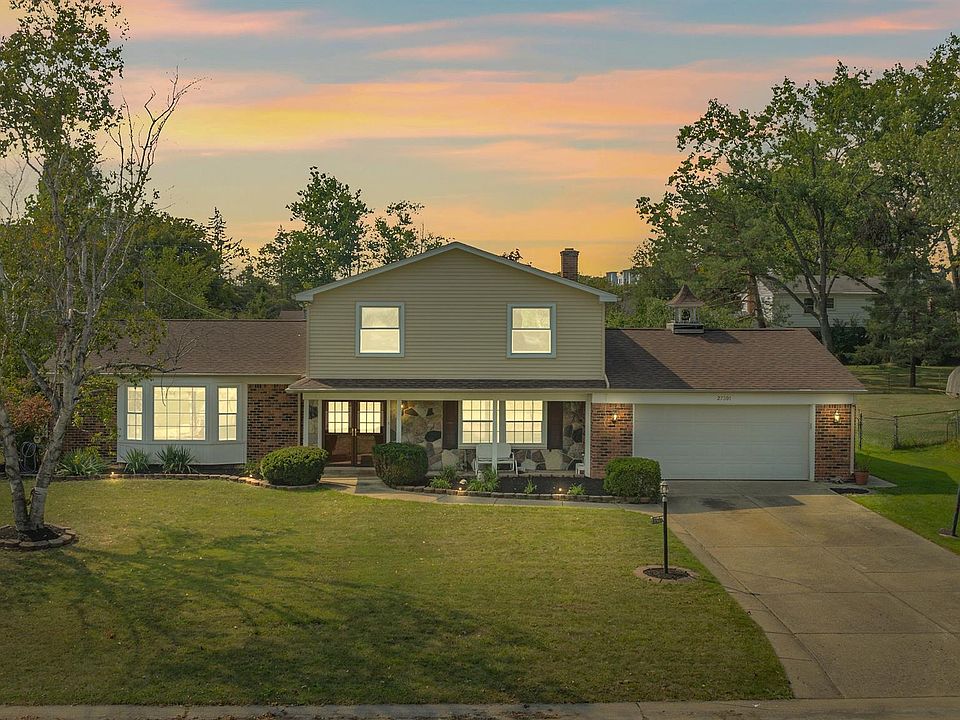 1st image of 27301 E Skye Dr