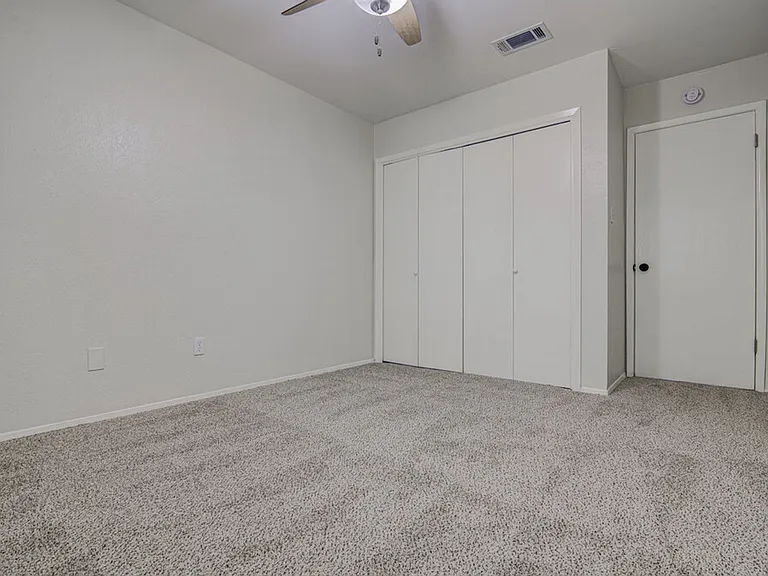 5301 Indio Cir — Photo 16