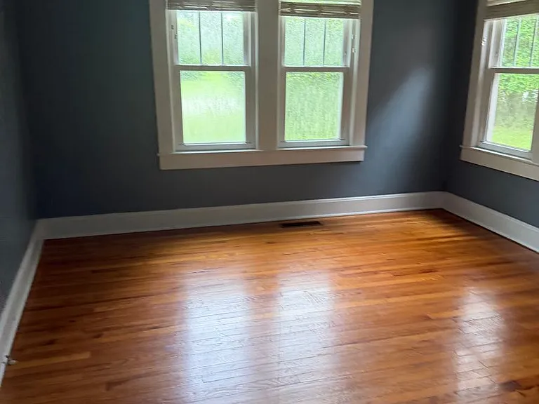 105 Glenview Dr — Photo 18