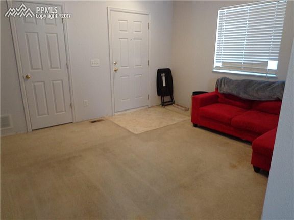 4th image of 2362 Jeanette Way