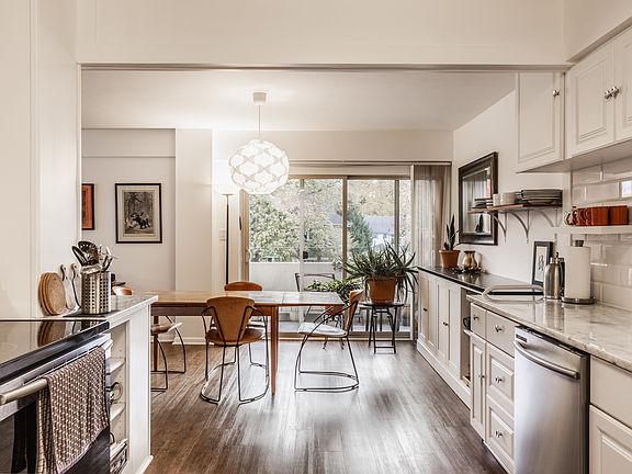 5th image of 25 E 40th St APT 2A