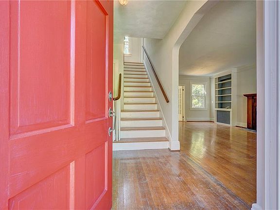 5th image of 1211 N Fairwater Dr