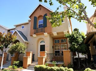 2068 Owens Dr, Fullerton, CA 92833