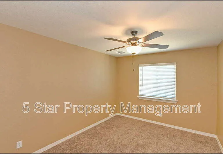 4628 Marisabel Azcarate St — Photo 34