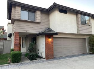 2572 Elden Ave, Costa Mesa, CA 92627