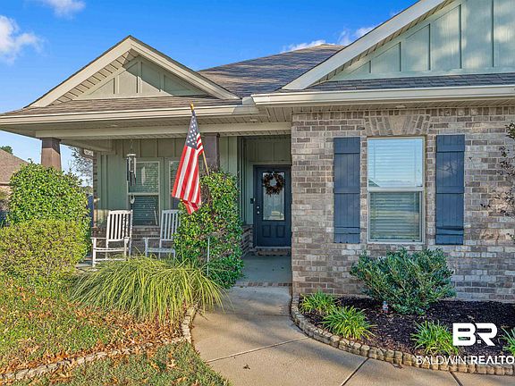 3rd image of 26857 Augustine Dr