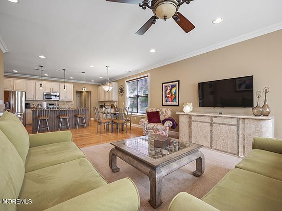 4th image of 117 Wintergreen Drive