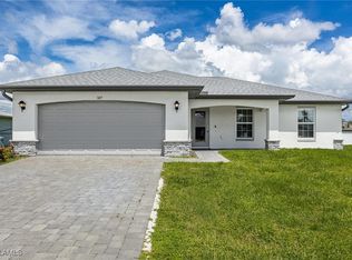 1417 NE 10th Ln, Cape Coral, FL 33909