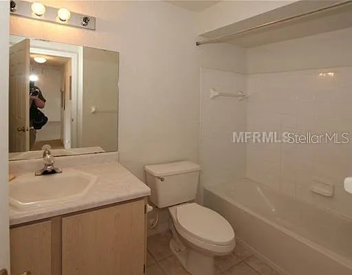 14037 Fairway Island Dr #234 — Photo 8