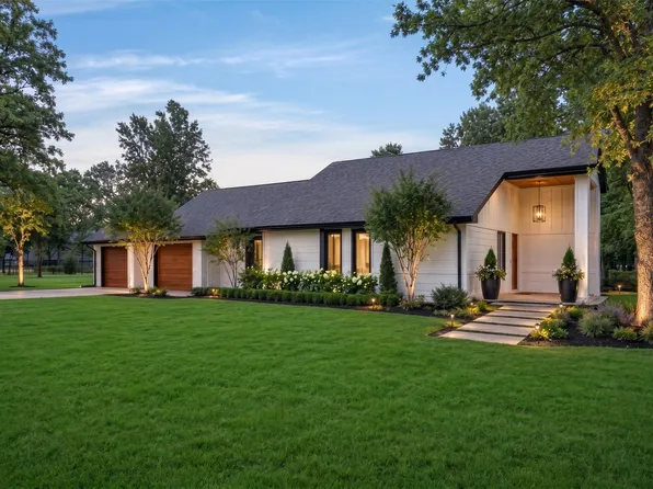 172 Colonial Dr, Mabank, TX 75156