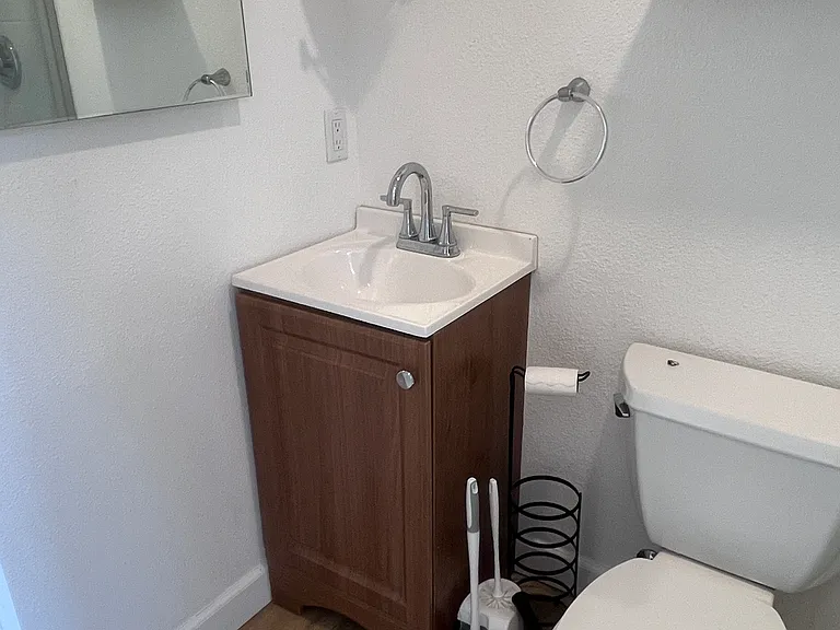 3929 Stanford Dr — Photo 5