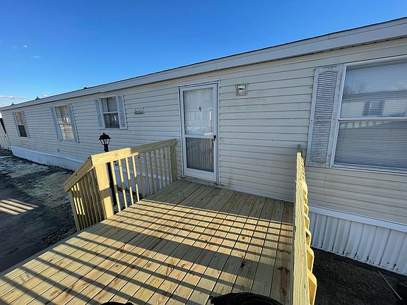 Exterior Image-1-Patriot 159 Summit Village - IN