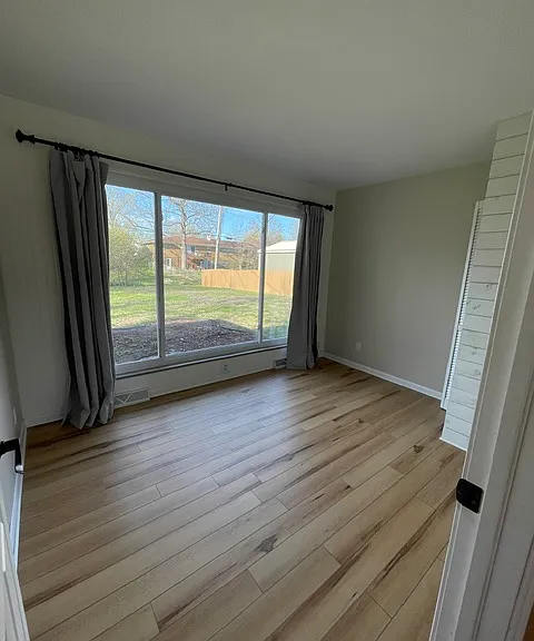 213 Columbus Dr — Photo 10