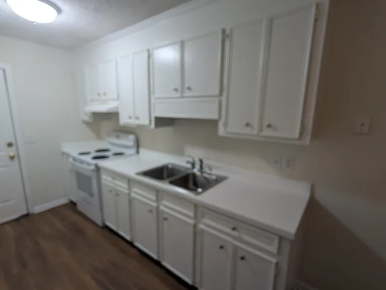 155 N Franklin Dr #11 — Photo 14