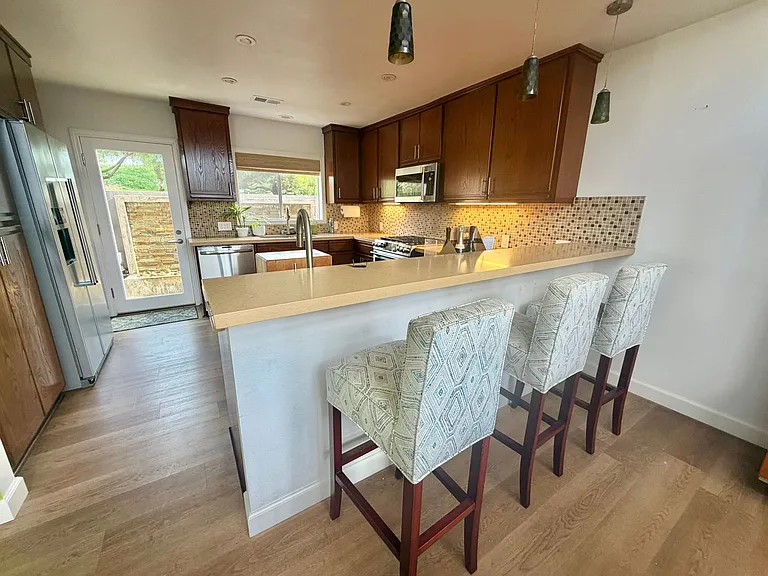 2832 Ingleside Dr — Photo 5