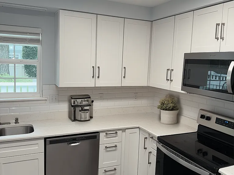 8513 Pine Thicket Ct — Photo 3