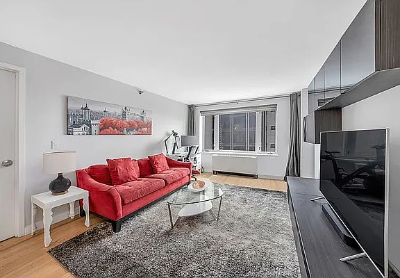 2nd image of 53 Boerum Pl APT 11D
