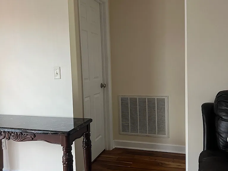 122 Erica Dr — Photo 9