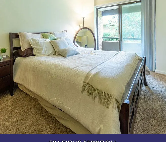 Traditional 1 bedroom with balcony
