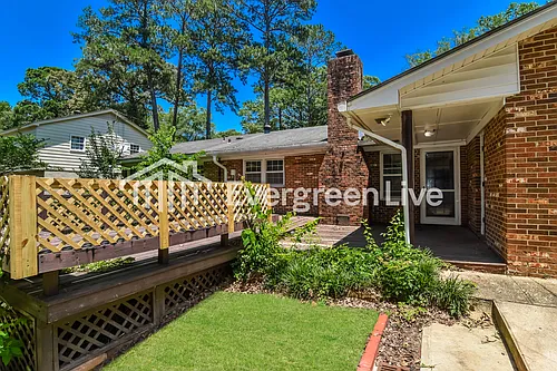 1345 Pine Ridge Rd Photo 1