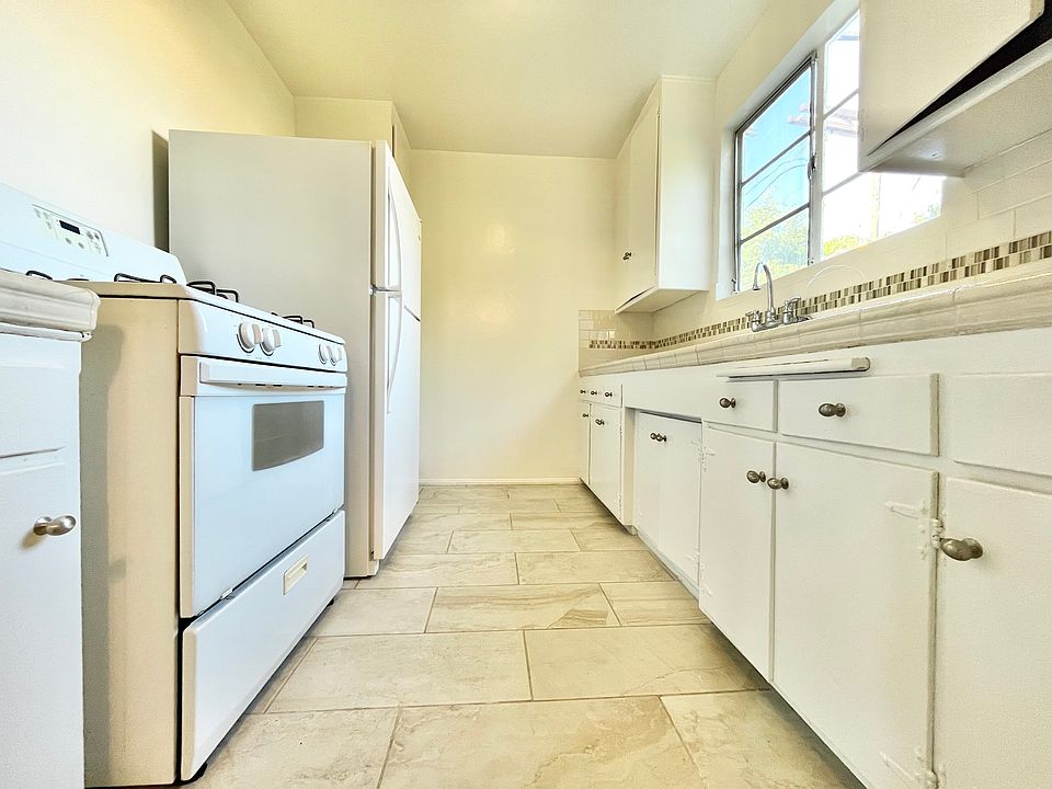 1126 S Holt Ave Los Angeles CA Zillow