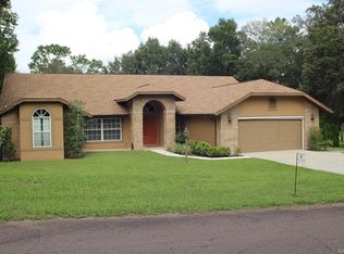 8210 N Duval Dr, Citrus Springs, FL 34434