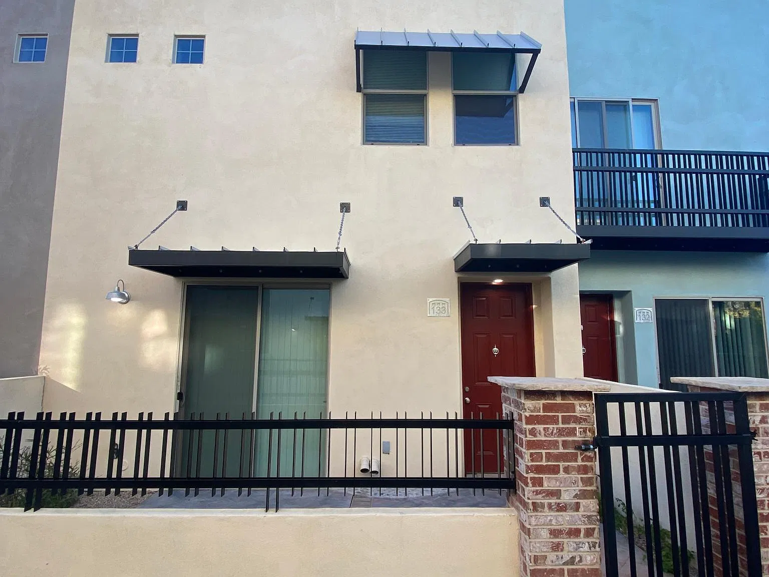 3 bed, 2.5 bath, 1501 sqft, $2,200 — Photo 2