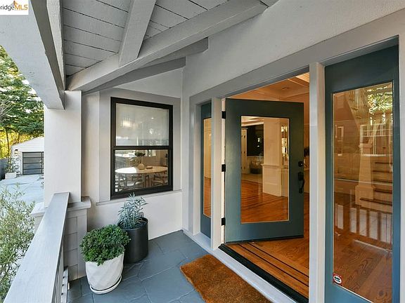 2nd image of 6429 Regent St