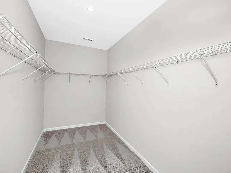 236 Summerlin Dr — Photo 25