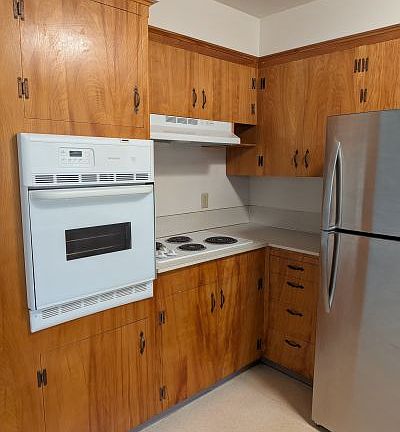 3rd image of 12478 SW 12th St