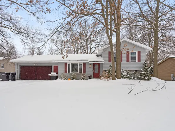 160 Liberty St, Holland, MI 49424