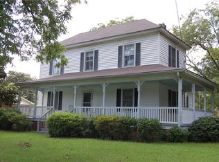 223 S Main St, Due West, SC 29639