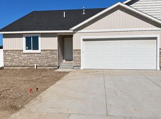 484 River Bend Ln, Idaho Falls, ID 83401
