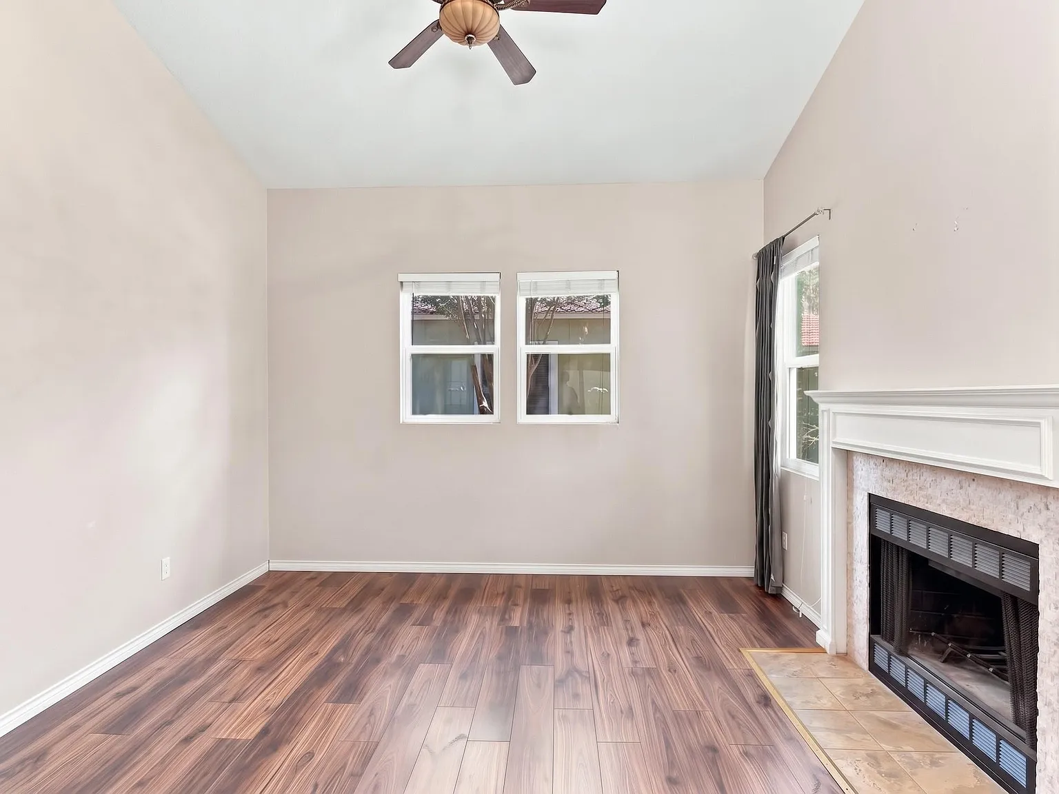 3 bed, 2.0 bath, 1250 sqft, $2,250 — Photo 4