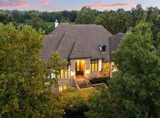 200 Hever Knl, Loch Lloyd, MO 64012